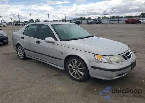 2002 Saab 9-5 Aero из США, поврежденный, VIN YS3EH49G823039533